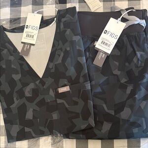 Figs Camouflage Pattern Scrub Set
